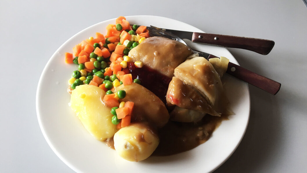 DAGENS: Gode kålruletter med poteter og grønnsaker. DAGENS: Gode kålruletter med poteter og grønnsaker.