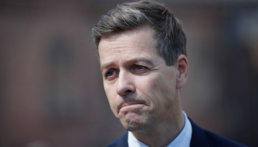 ALVORLIG: – Svakhetene ved bombrikkesystemet er svært alvorlig, sier Knut Arild Hareide. ALVORLIG: – Svakhetene ved bombrikkesystemet er svært alvorlig, sier Knut Arild Hareide.