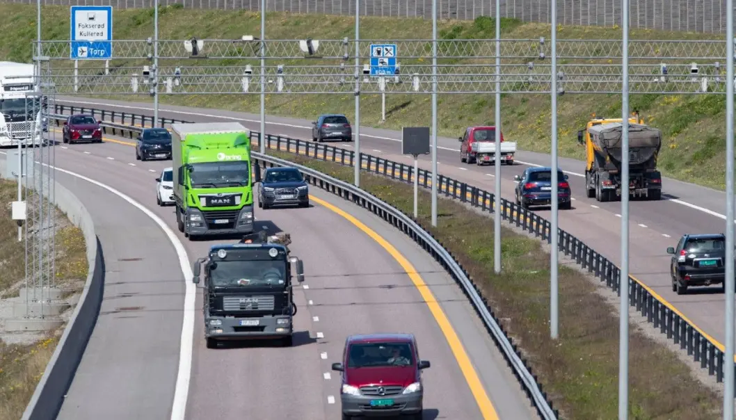 ONLINE: Alle landets riksveier skal få full internett-dekning ONLINE: Alle landets riksveier skal få full internett-dekning
