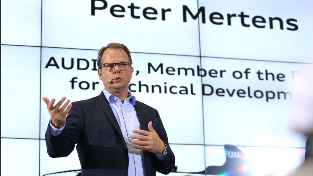 «VI SOV»: Tidligere Audi-topp Peter Mertens innrømmer at han og andre i bilbransjen ikke har fulgt med i teknologi-timen. Foto: Audi AG «VI SOV»: Tidligere Audi-topp Peter Mertens innrømmer at han og andre i bilbransjen ikke har fulgt med i teknologi-timen. Foto: Audi AG
