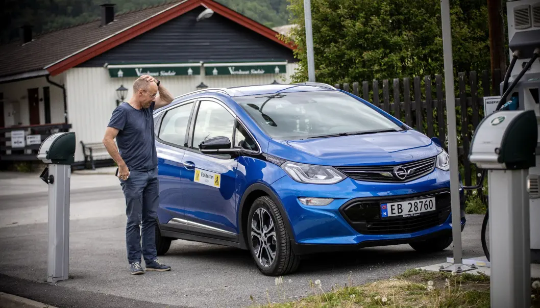 HODEPINE: En mulig defekt ved batteriet og potensiell brannfare gjør at batteripakken i samtlige Opel Ampera-e skal byttes ut. HODEPINE: En mulig defekt ved batteriet og potensiell brannfare gjør at batteripakken i samtlige Opel Ampera-e skal byttes ut.