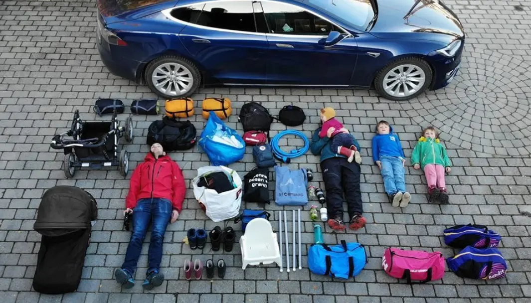 LITT AV HVERT: Hva har vi egentlig i bagasjerommet? Vi har spurt – og fått gode svar. LITT AV HVERT: Hva har vi egentlig i bagasjerommet? Vi har spurt – og fått gode svar.