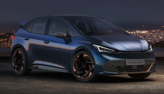 <b>CUPRA EL-BORN.</b> Helelektrisk. <b>CUPRA EL-BORN.</b> Helelektrisk.