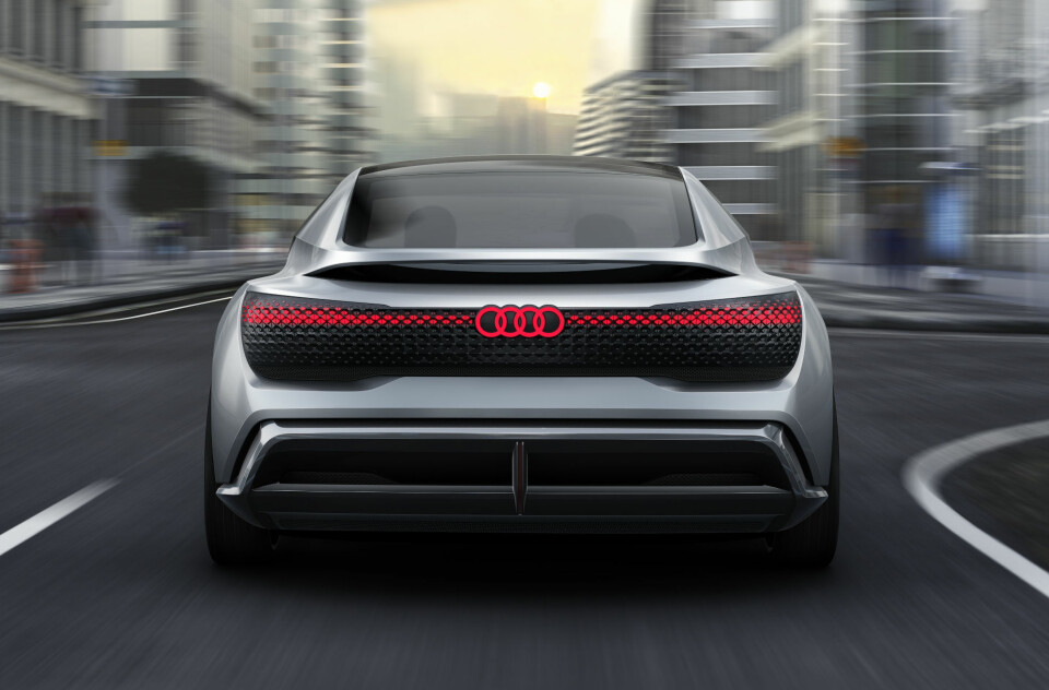 AMBISJONER: Audi planlegger å selge 800.000 elbiler innen 2025. Bildet viser konseptbilen Aicon (2017). Foto: AUDI