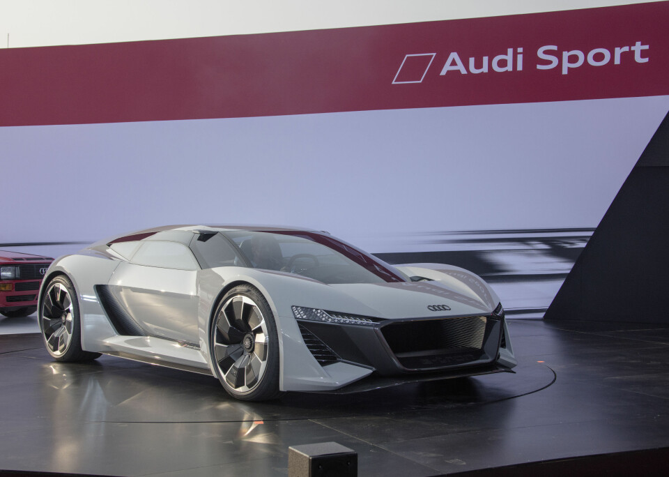 EL-RACER: Audi AI:Race, også kjent som Audi PB18 e-tron, ble avduket som konseptbil ved banen Laguna Seca i California i 2018. Da sa Audi at bilen skulle i produksjon. Foto: AUDI