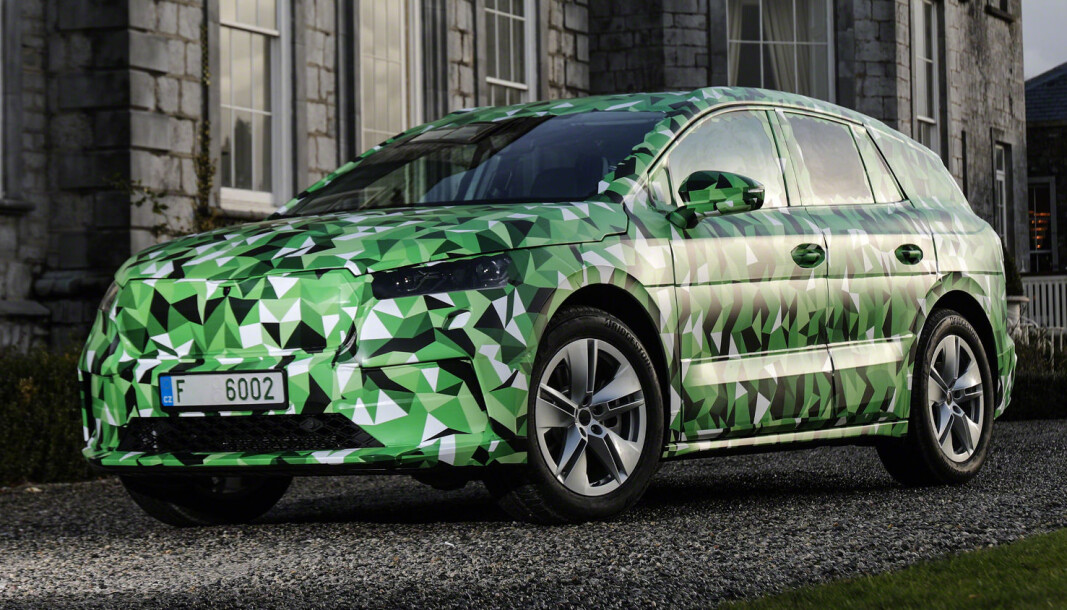 KAMUFLASJE: Skoda presenterer sin el-SUV Enyaq i Praha 1. september. KAMUFLASJE: Skoda presenterer sin el-SUV Enyaq i Praha 1. september.