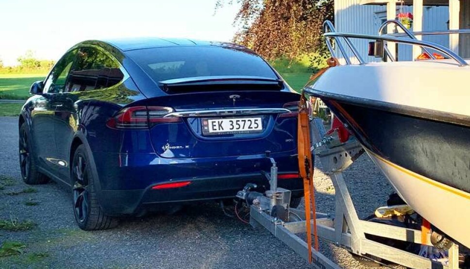 DRØMME-KOMBO: Tesla Model X ble i 2015 første elbil på markedet med mulighet til å trekke tilhenger.
