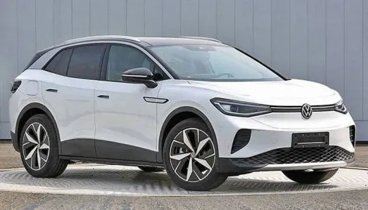 <b>VOLKSWAGEN ID.4: </b>Batteri: 52 kWt-77 kWt. Rekkevidde: Fra 340 til 500 km. Pris fra: Kr. 417.300. 4WD: Ja. Tilhengerfeste: Ja. <b>VOLKSWAGEN ID.4: </b>Batteri: 52 kWt-77 kWt. Rekkevidde: Fra 340 til 500 km. Pris fra: Kr. 417.300. 4WD: Ja. Tilhengerfeste: Ja.