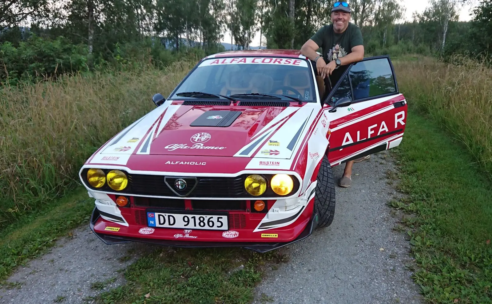 FINN 15 FEIL: – Å være Alfa-entusiast handler om å nyte bilen med alle dens feil, sier Eirik Nordbye. FINN 15 FEIL: – Å være Alfa-entusiast handler om å nyte bilen med alle dens feil, sier Eirik Nordbye.