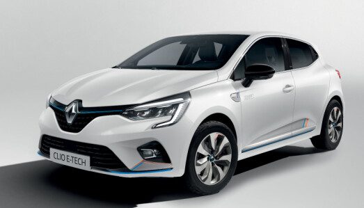 <b>RENAULT CLIO E-TECH HYBRID</b>: Bensin, fullhybrid. 1,2 l bensin + elmotor. Effekt: 140 hk <b>RENAULT CLIO E-TECH HYBRID</b>: Bensin, fullhybrid. 1,2 l bensin + elmotor. Effekt: 140 hk