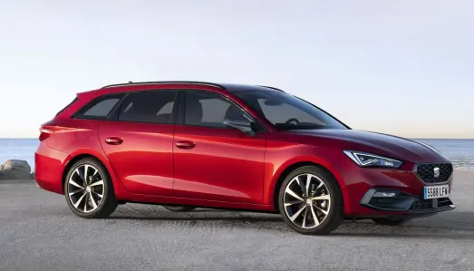 <b>SEAT LEON : </b>Drivlinjer: Bensin turbo og diesel turbo <b>SEAT LEON : </b>Drivlinjer: Bensin turbo og diesel turbo