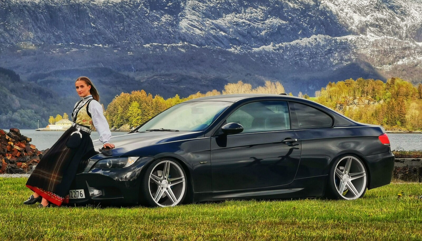 HEIMEBANE: Unge bilentusiaster skal tenke «Fy flate så tøffe biler BMW er!», er målet til Silje Atterås. HEIMEBANE: Unge bilentusiaster skal tenke «Fy flate så tøffe biler BMW er!», er målet til Silje Atterås.