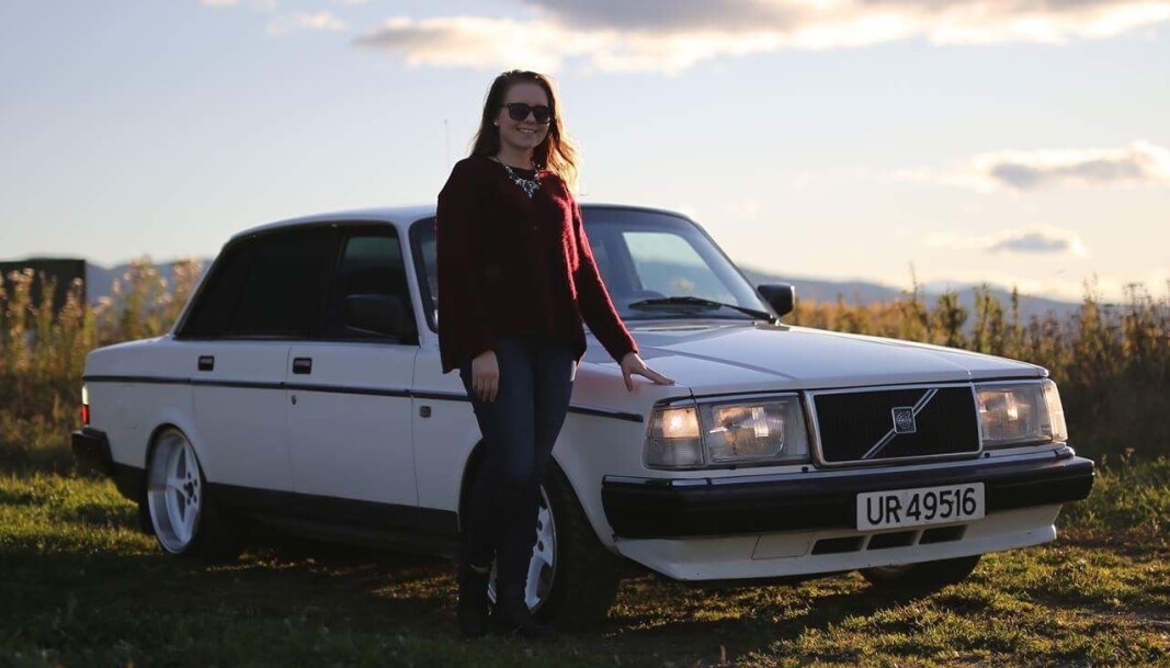 <b>GAMMEL KJÆRLIGHET: </b>Ida Moen med bilen alltid snudde seg etter, hennes gode, gamle to-førti. <b>GAMMEL KJÆRLIGHET: </b>Ida Moen med bilen alltid snudde seg etter, hennes gode, gamle to-førti.