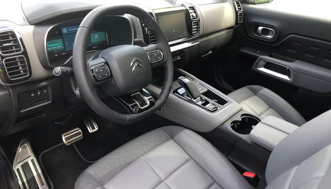<b>TRIVELIG: </b>Citroën legger stor vekt på at interiøret, og spesielt setene, skal oppleves som hjemmekoselig. <b>TRIVELIG: </b>Citroën legger stor vekt på at interiøret, og spesielt setene, skal oppleves som hjemmekoselig.