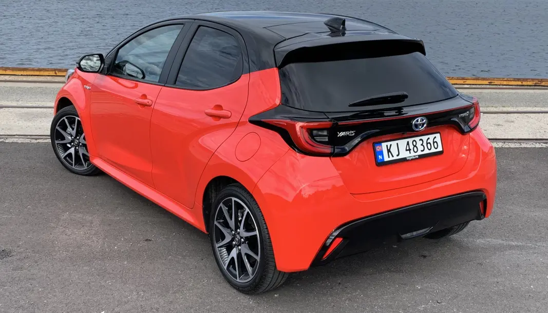 SNERTEN SMÅBIL: Toyota Yaris vant årets «Car of the Year»-kåring SNERTEN SMÅBIL: Toyota Yaris vant årets «Car of the Year»-kåring