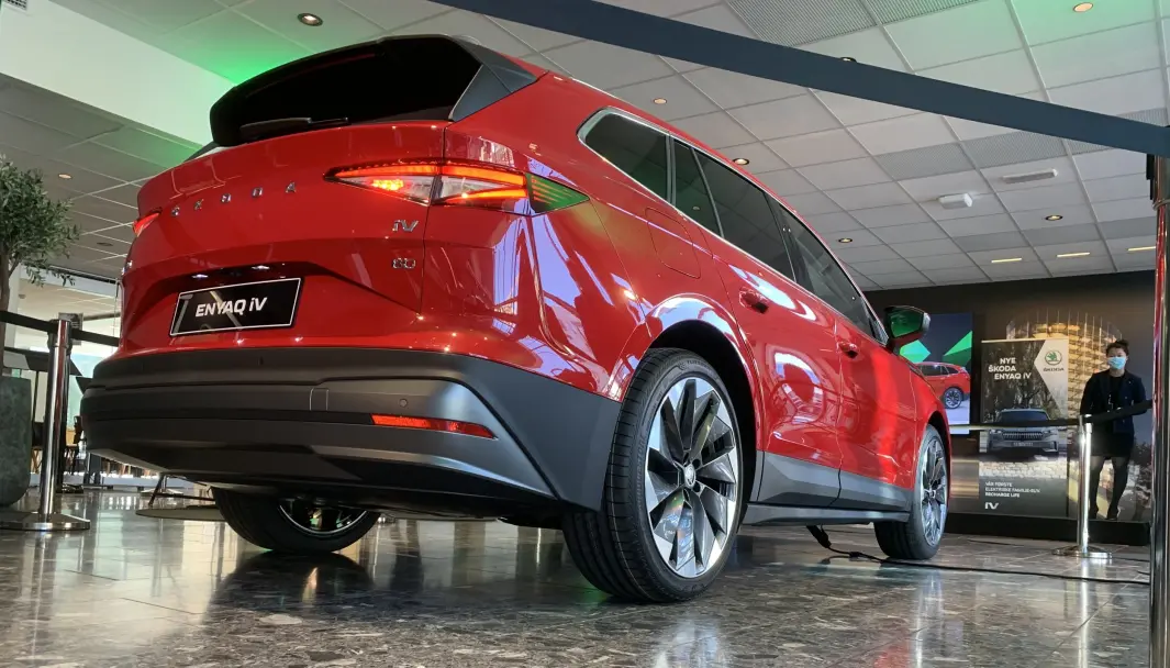 KJEMPEPOPULÆR: - Krev angrerett før du kjøper Skoda Enyaq, råder NAF og Forbrukerrådet. KJEMPEPOPULÆR: - Krev angrerett før du kjøper Skoda Enyaq, råder NAF og Forbrukerrådet.
