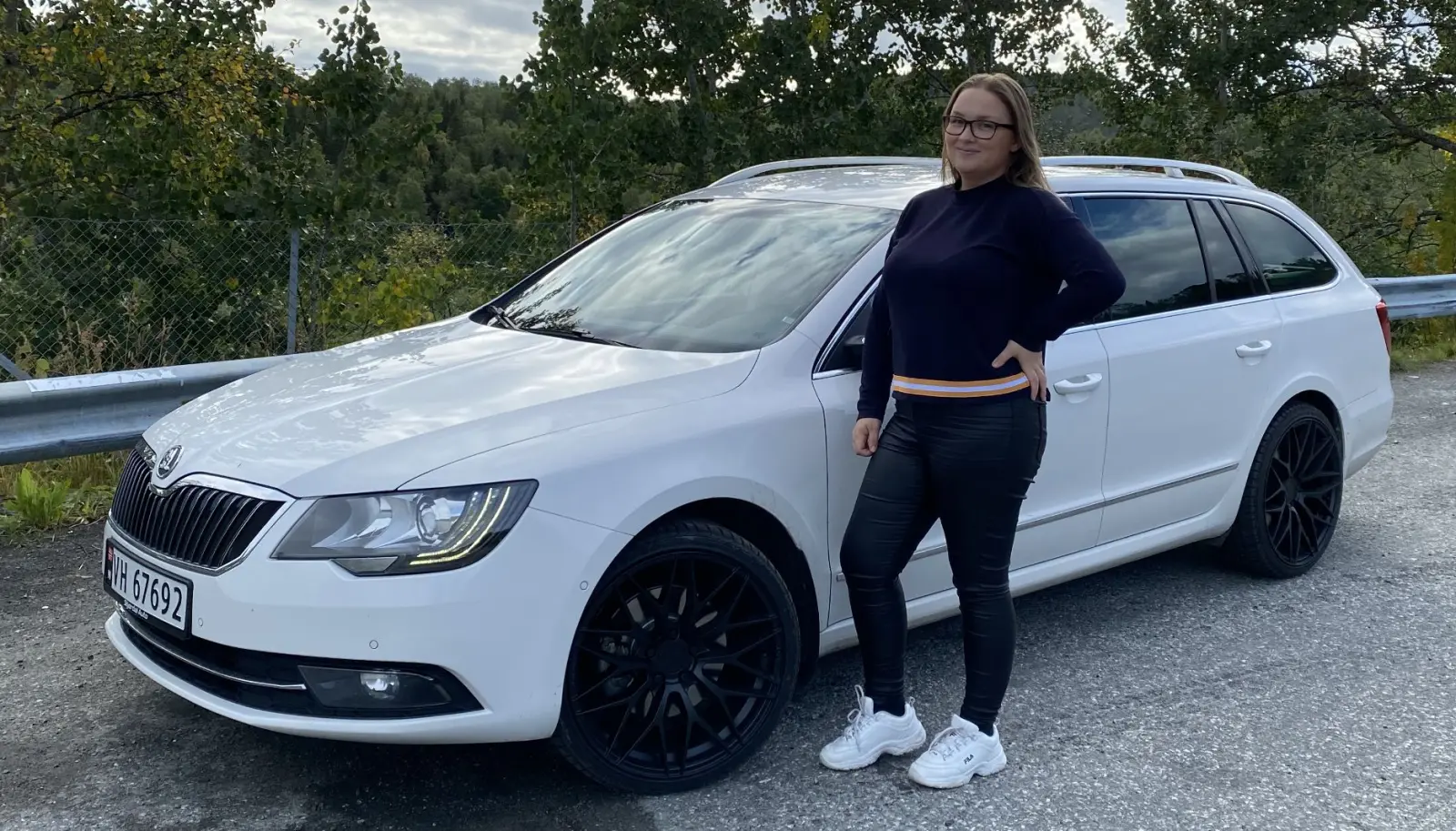 <b>SPREKT ALTERNATIV:</b> Silje Marie Abrahamsen stapper familielivet i Lofoten – og mye mer – inn i Superb stasjonsvogn, som har den absolutt største bagasjehulen innenfor hennes budsjett. <b>SPREKT ALTERNATIV:</b> Silje Marie Abrahamsen stapper familielivet i Lofoten – og mye mer – inn i Superb stasjonsvogn, som har den absolutt største bagasjehulen innenfor hennes budsjett.