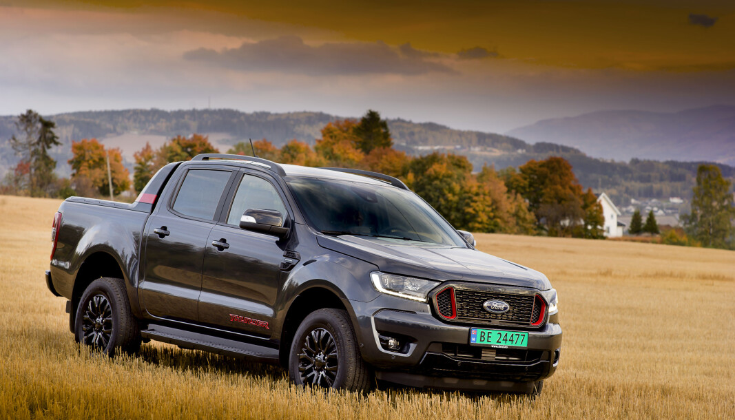 EN HELT PÅ JORDET: En leveranse på 250 eks av en topputstyrt Thunder skal løfte Ford Ranger til pick-up-toppen. EN HELT PÅ JORDET: En leveranse på 250 eks av en topputstyrt Thunder skal løfte Ford Ranger til pick-up-toppen.