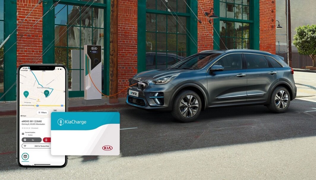 ENKELT: En app og et ladekart skal det gjøre det enklere å lade en Kia e-Niro. ENKELT: En app og et ladekart skal det gjøre det enklere å lade en Kia e-Niro.