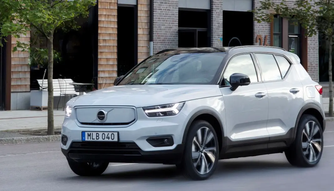 335 KILOMETER: Det er rekkevidden til Volvo XC40 i henhold til amerikanske EPAs målenormer, som er kjent for å være mer realistiske enn de europeiske. 335 KILOMETER: Det er rekkevidden til Volvo XC40 i henhold til amerikanske EPAs målenormer, som er kjent for å være mer realistiske enn de europeiske.