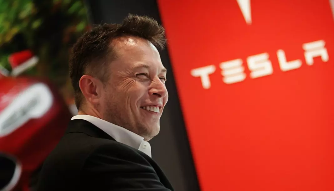 GRUNN TIL Å GLISE: I tredje kvartal leverte Elon Musks selskap flere biler enn analytikerne regnet med.