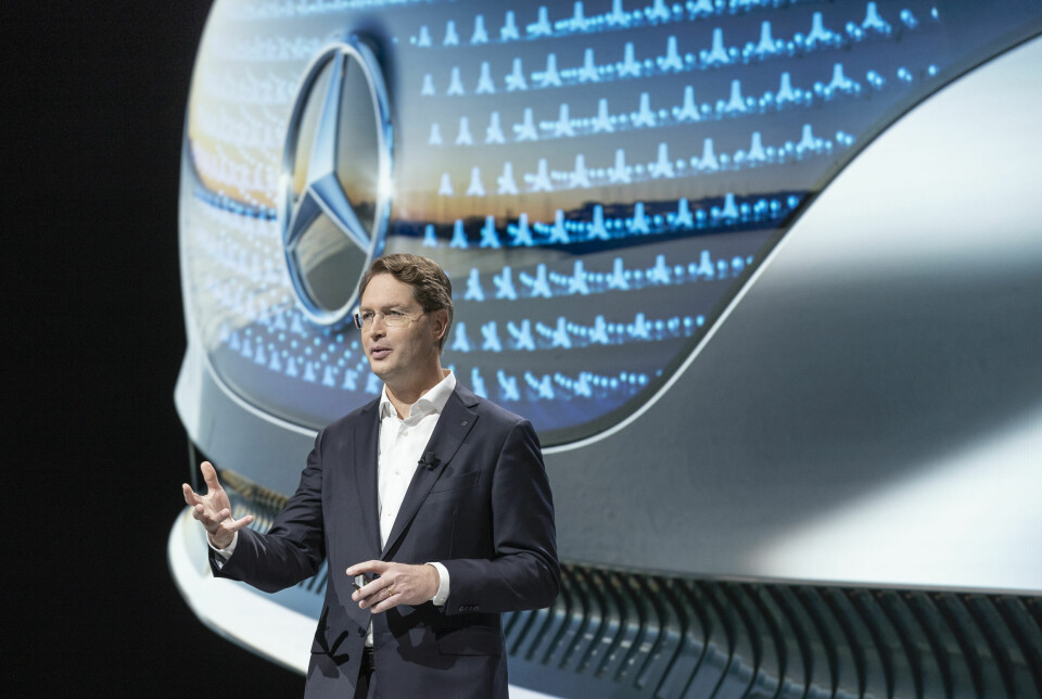 KRITISERES: Den tyske Mercedes-forhandlerforeningen har gått i strupen på Ola Källenius, den svenske toppsjefen som har gjort luksus til prioritet nummer 1, 2 og 3 hos Mercedes-Benz.