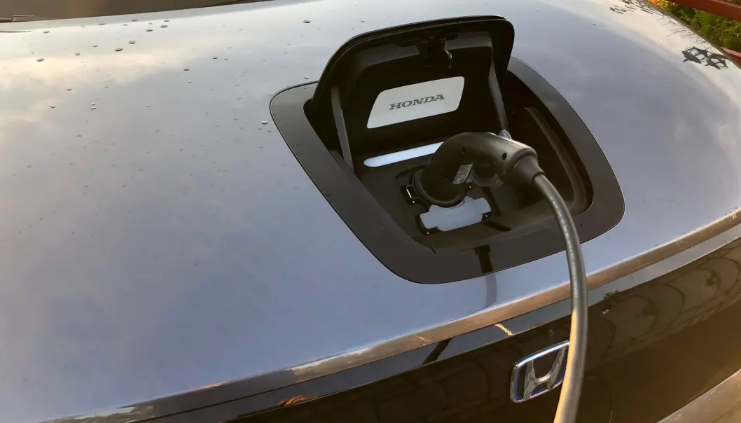 <span class=" font-weight-bold" data-lab-font_weight_desktop="font-weight-bold">LADER OPP:</span> Honda satser kraftig på elektrifisering og skal blant annet lansere 30 elbiler de neste 10 årene. <span class=" font-weight-bold" data-lab-font_weight_desktop="font-weight-bold">LADER OPP:</span> Honda satser kraftig på elektrifisering og skal blant annet lansere 30 elbiler de neste 10 årene.