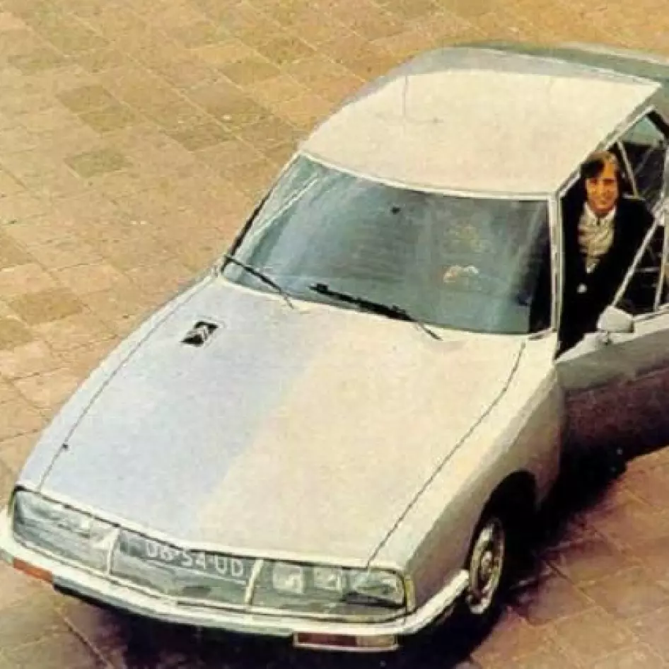 BIL-FINTE: Cruyff kjørte Citroën SM fra 1973, også etter at han flyttet til Spania og ble trener for Barcelona.