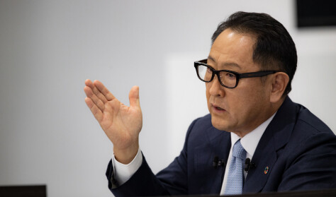 Toyota-sjef fyrer av mot elbil-satsingen