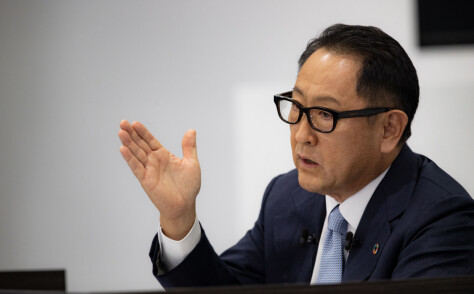 Toyota-sjef fyrer av mot elbil-satsingen