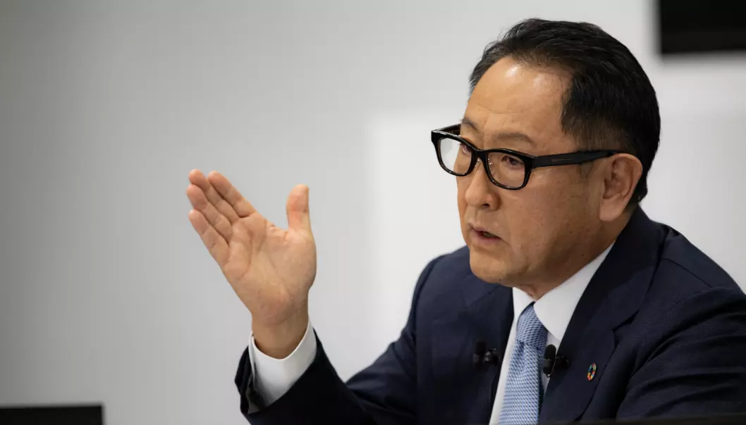 GODE TALL: Toyotas toppsjef Akio Toyoda har fart på salget.