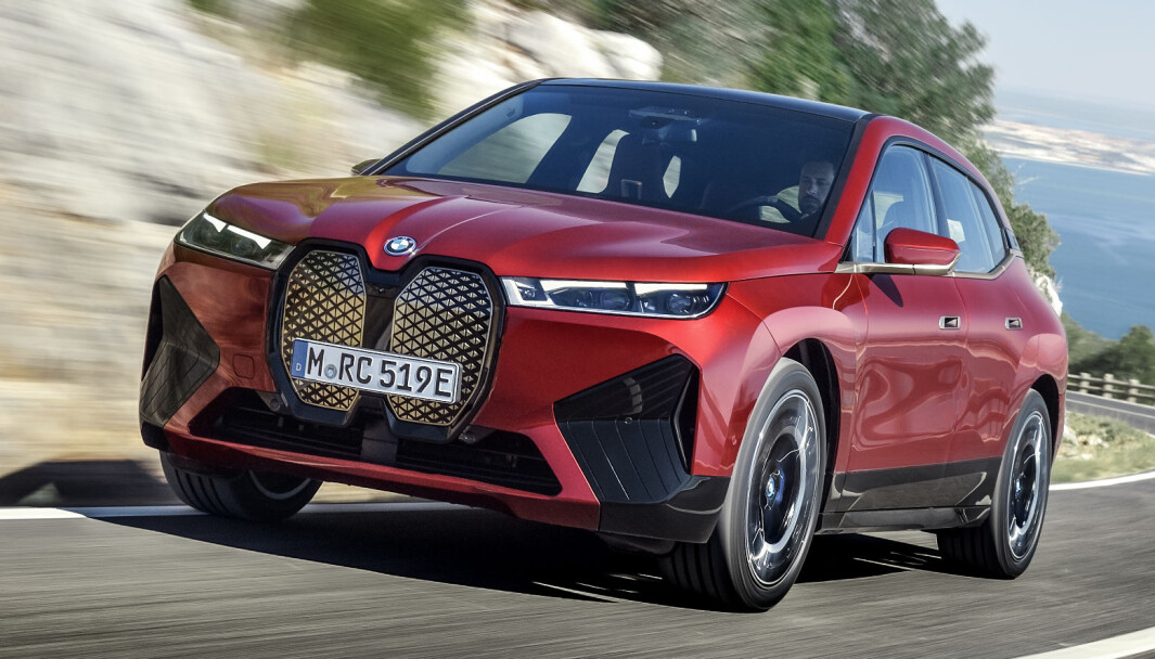 <span class=" font-weight-bold" data-lab-font_weight_desktop="font-weight-bold">FLAGGSKIP: </span>BMW iX <span class=" font-weight-bold" data-lab-font_weight_desktop="font-weight-bold">FLAGGSKIP: </span>BMW iX