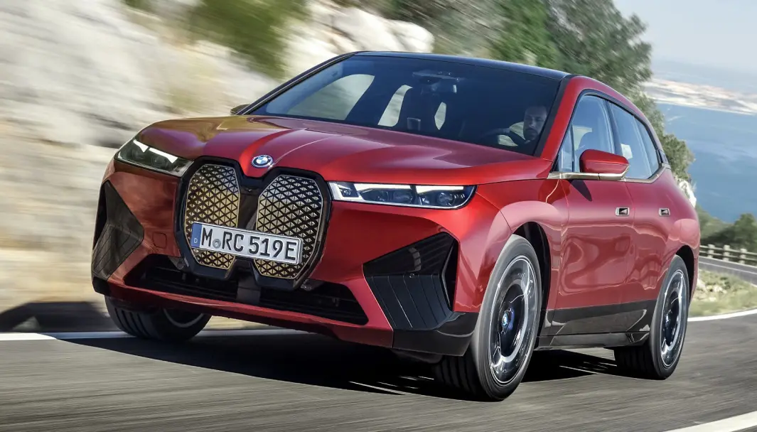 <span class=" font-weight-bold" data-lab-font_weight_desktop="font-weight-bold">FLAGGSKIP: </span>BMW iX <span class=" font-weight-bold" data-lab-font_weight_desktop="font-weight-bold">FLAGGSKIP: </span>BMW iX