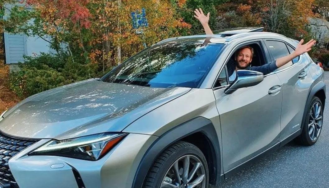 <span class="font-weight-bold" data-lab-font_weight_desktop="font-weight-bold">FYR PÅ KJELEN:</span> Kjendiskokk Kjartan Skjelde stiller på interne Lexus-arrangementer for å skape nye interesse rundt merket. <span class="font-weight-bold" data-lab-font_weight_desktop="font-weight-bold">FYR PÅ KJELEN:</span> Kjendiskokk Kjartan Skjelde stiller på interne Lexus-arrangementer for å skape nye interesse rundt merket.