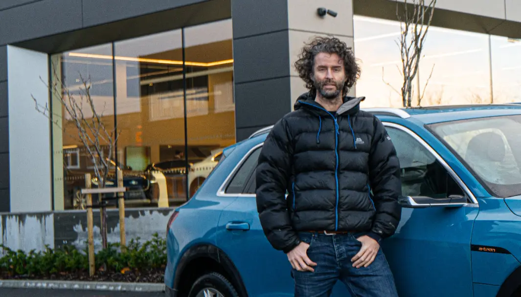 TAPTE: Eirik Skjærseth tapte i lagmannsretten mot Hellestø. Nå kjører han en Audi e-tron. TAPTE: Eirik Skjærseth tapte i lagmannsretten mot Hellestø. Nå kjører han en Audi e-tron.
