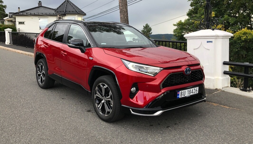 POPULÆR: Toyota RAV4 er blant Norges mest solgte biler i år. POPULÆR: Toyota RAV4 er blant Norges mest solgte biler i år.