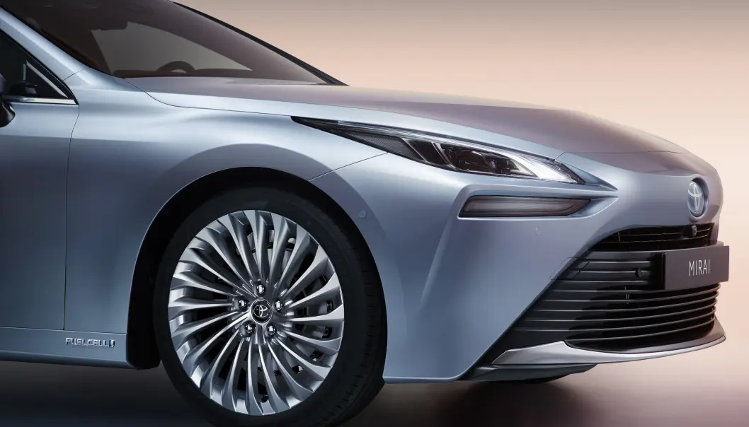 LEXUS-INSPIRERT: Andre generasjon av Toyotas hydrogenbil Mirai kommer snart til Norge. LEXUS-INSPIRERT: Andre generasjon av Toyotas hydrogenbil Mirai kommer snart til Norge.