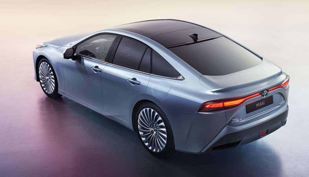 <span class="font-weight-bold" data-lab-font_weight_desktop="font-weight-bold">LANG REKKEVIDDE:</span> Toyota lover 650 km rekkevidde på sin hydrogenbil. <span class="font-weight-bold" data-lab-font_weight_desktop="font-weight-bold">LANG REKKEVIDDE:</span> Toyota lover 650 km rekkevidde på sin hydrogenbil.