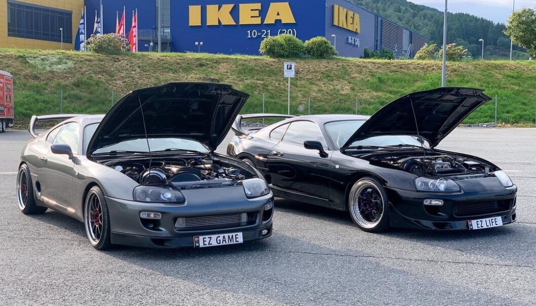 <span class="font-weight-bold" data-lab-font_weight_desktop="font-weight-bold">TOSPANN: </span>Gutta bak instagramkontoen @supra.brothers merker økt interesse gjennom posting på nettet – og når de farter rundt med bilene. <span class="font-weight-bold" data-lab-font_weight_desktop="font-weight-bold">TOSPANN: </span>Gutta bak instagramkontoen @supra.brothers merker økt interesse gjennom posting på nettet – og når de farter rundt med bilene.