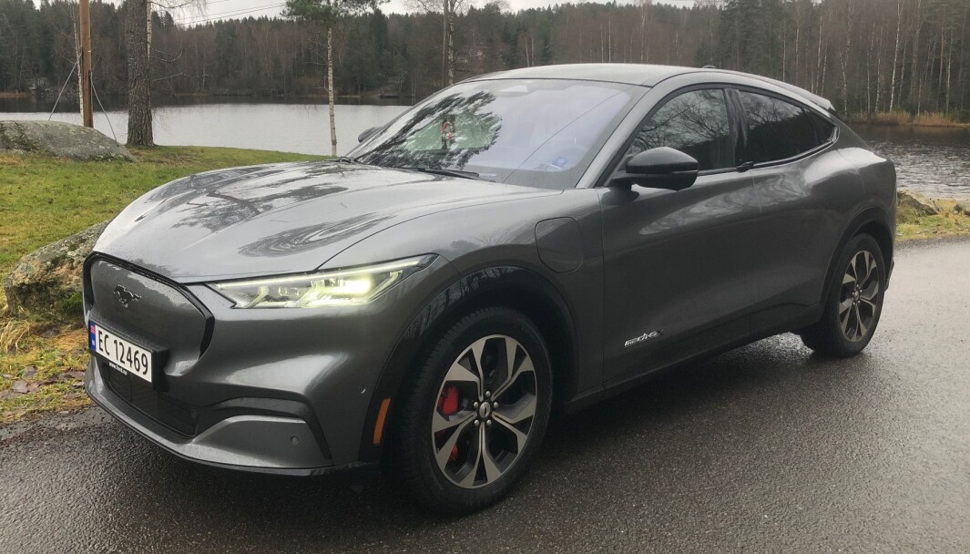 VINNERTYPE: Ford Mustang Mach-e er omsider på norske veier, og bilen innfrir forventningene. VINNERTYPE: Ford Mustang Mach-e er omsider på norske veier, og bilen innfrir forventningene.