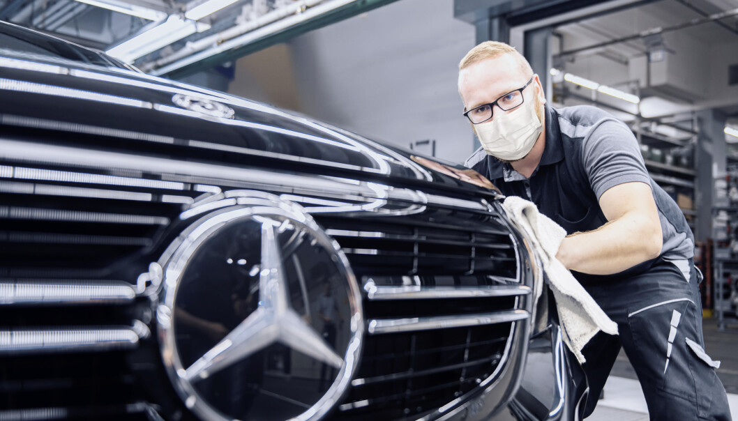 FORBEREDER STORSATSING: Mercedes gir bånn gass i elbil-produksjonen. FORBEREDER STORSATSING: Mercedes gir bånn gass i elbil-produksjonen.