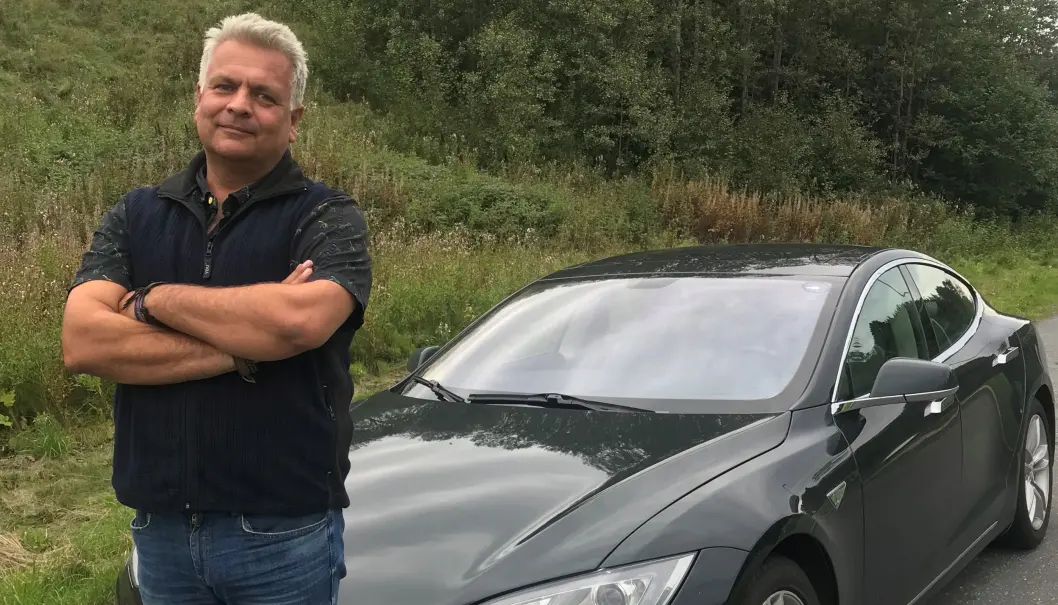 <span class=" font-weight-bold" data-lab-font_weight_desktop="font-weight-bold">FØRSTE EIER: </span>Ola Spakmo fikk hevet kjøpet av det som skulle være drømmebilen etter seks års krangling med Tesla. <span class=" font-weight-bold" data-lab-font_weight_desktop="font-weight-bold">FØRSTE EIER: </span>Ola Spakmo fikk hevet kjøpet av det som skulle være drømmebilen etter seks års krangling med Tesla.
