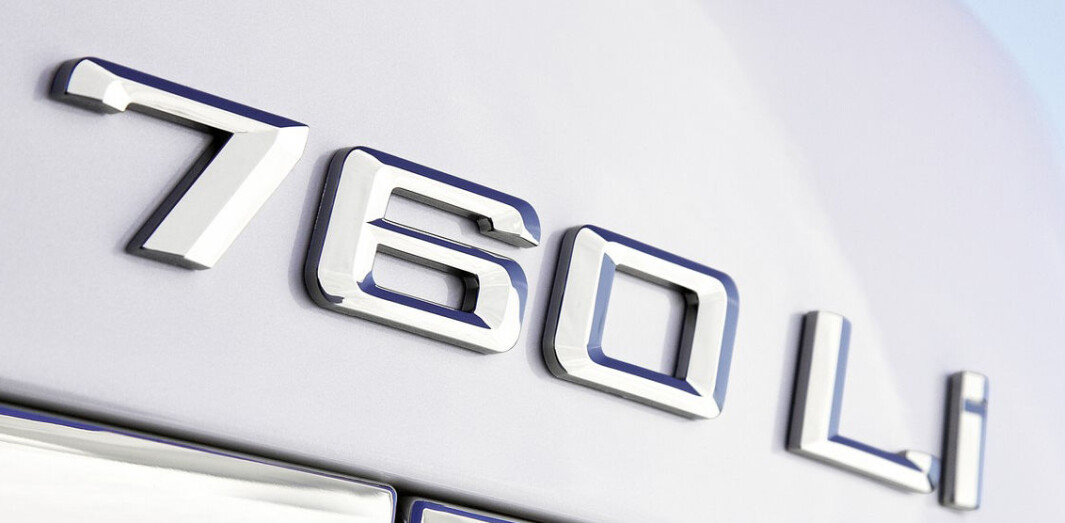 GAMLE DAGER: En gang kunne man stole på at dette var en BMW 7-serie med en 6,0-liters motor med bensininnsprøytning og i lang utgave. GAMLE DAGER: En gang kunne man stole på at dette var en BMW 7-serie med en 6,0-liters motor med bensininnsprøytning og i lang utgave.