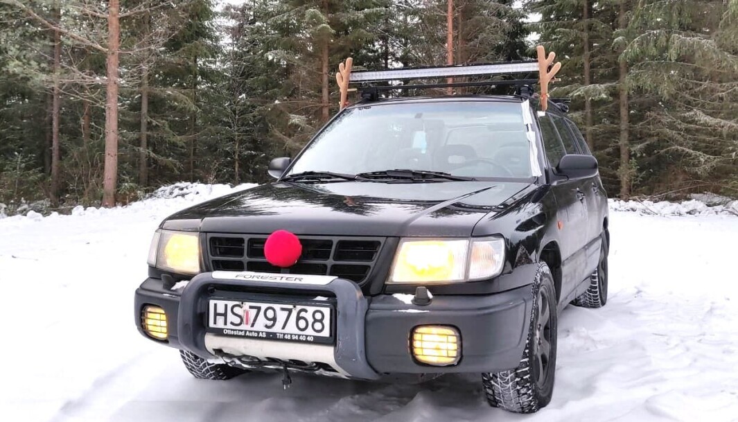 <span class="font-weight-bold" data-lab-font_weight_desktop="font-weight-bold">SUBARUDOLF: </span>Reinsdyret Rudolf har blitt til en Subaru som er rød på nesen, unnskyld: grillen <span class="font-weight-bold" data-lab-font_weight_desktop="font-weight-bold">SUBARUDOLF: </span>Reinsdyret Rudolf har blitt til en Subaru som er rød på nesen, unnskyld: grillen