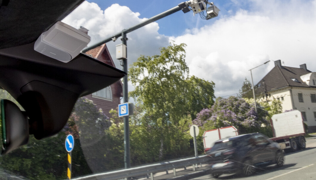 DOBLING: Denne BMW-en og alle andre elbiler må nå betale dobbelt så mye i bompenger i Oslo. DOBLING: Denne BMW-en og alle andre elbiler må nå betale dobbelt så mye i bompenger i Oslo.