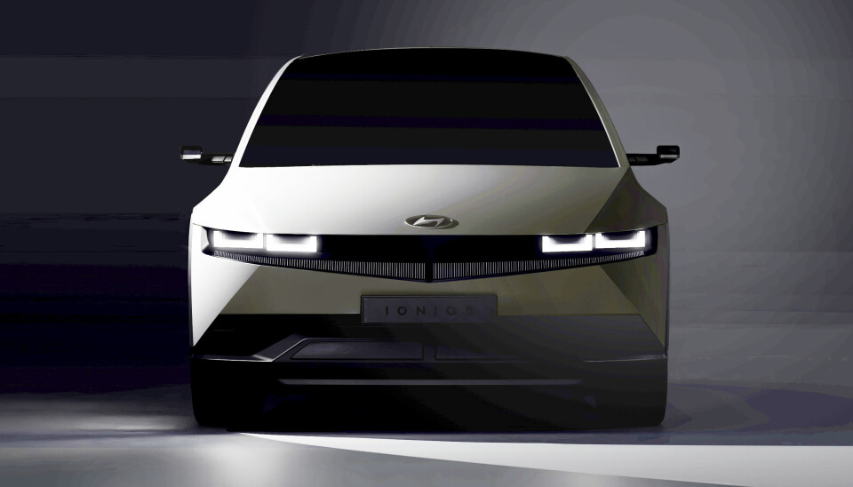 THE MATRIX: Hyundais kommende elbil, med frontlykter bestående av matriser av piksellamper, representerer et teknologisk løft for koreanerne, som skal sørge for at de holder plassen sin i ledersjiktet innen elbil.