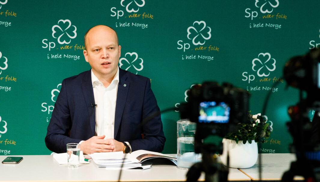 VIL KJØRE: – Forslaget om nullutslippssoner rammer veldig skjevt, og bærer preg av symbolpolitikk, mener Sp-leder Trygve Slagsvold Vedum. VIL KJØRE: – Forslaget om nullutslippssoner rammer veldig skjevt, og bærer preg av symbolpolitikk, mener Sp-leder Trygve Slagsvold Vedum.