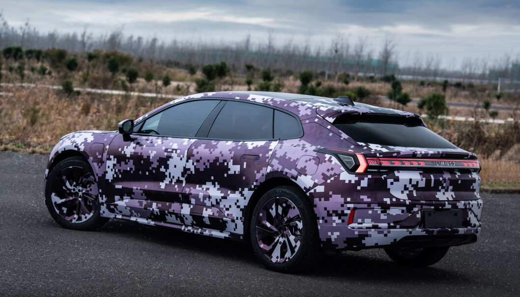 <span class=" font-weight-bold" data-lab-font_weight_desktop="font-weight-bold">CROSSOVER: </span>Lett høyreist kombikupé eller SUV? Profilen på den nye elbilen minner noe om Ford Mustang Mach-e. <span class=" font-weight-bold" data-lab-font_weight_desktop="font-weight-bold">CROSSOVER: </span>Lett høyreist kombikupé eller SUV? Profilen på den nye elbilen minner noe om Ford Mustang Mach-e.
