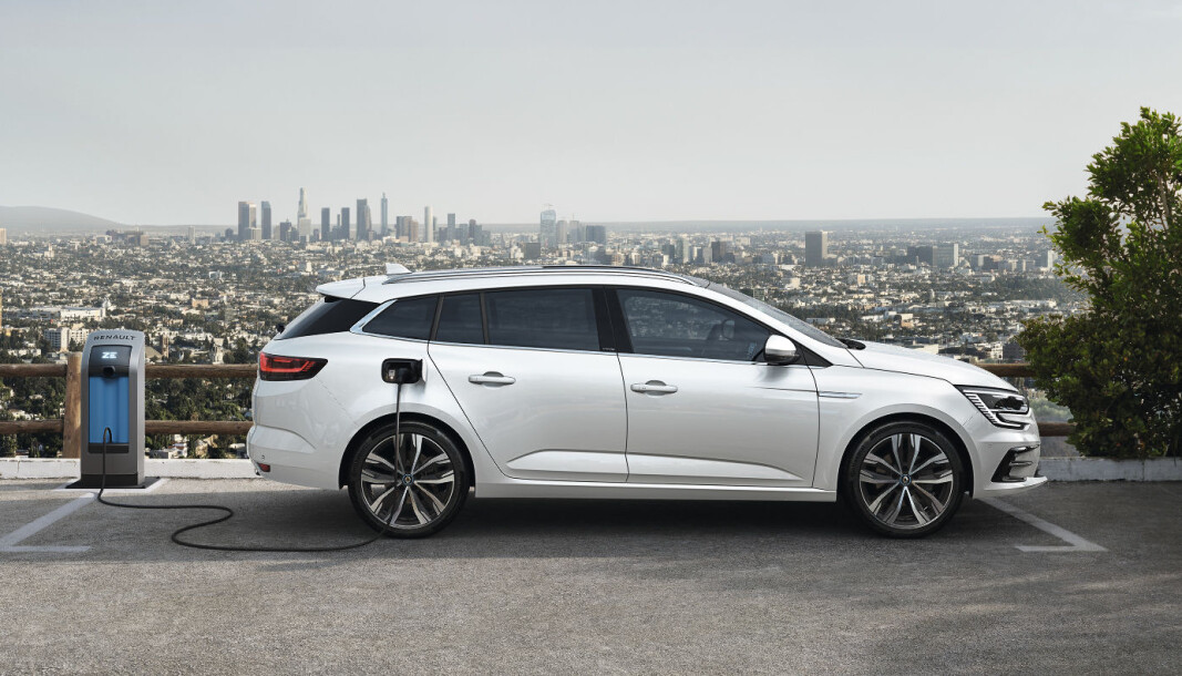 ØKER UTVALGET: Det blir stadig flere ladbare stasjonsvogner å velge mellom - her Renault Mégane Sport Tourer Plug-in hybrid. ØKER UTVALGET: Det blir stadig flere ladbare stasjonsvogner å velge mellom - her Renault Mégane Sport Tourer Plug-in hybrid.