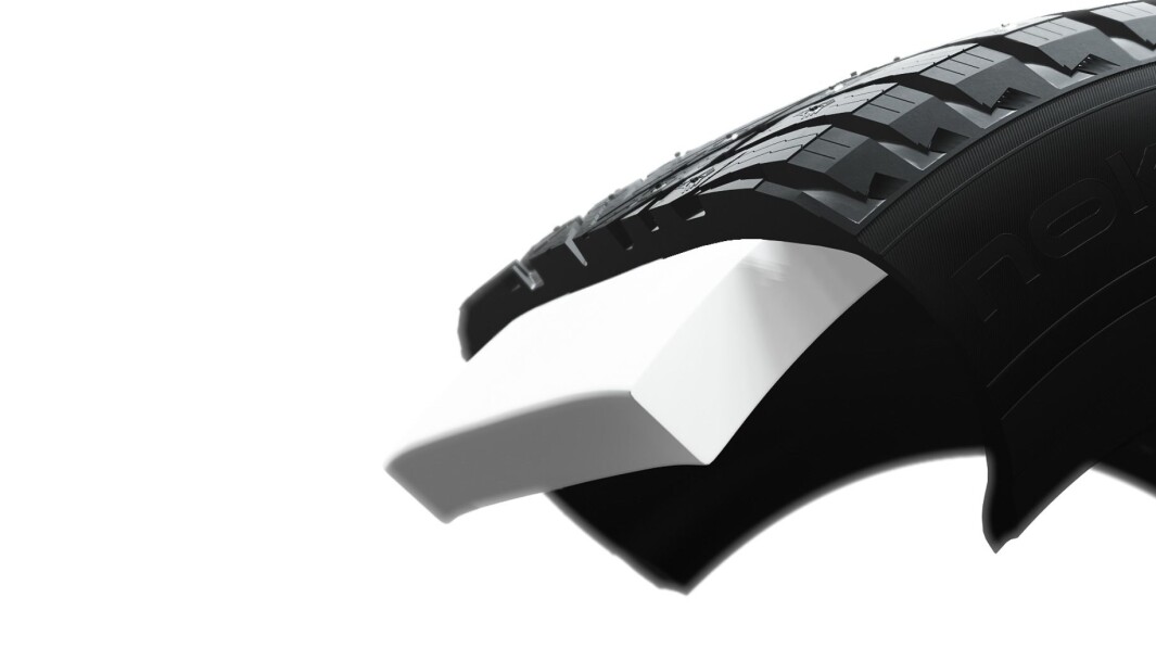 <span class="font-weight-bold" data-lab-font_weight_desktop="font-weight-bold">STØYDEMPING: </span>«SilentDrive»-teknologien, med akustisk skum på innsiden av gummilaget, skal sikre et uvanlig lavt støynivå. <span class="font-weight-bold" data-lab-font_weight_desktop="font-weight-bold">STØYDEMPING: </span>«SilentDrive»-teknologien, med akustisk skum på innsiden av gummilaget, skal sikre et uvanlig lavt støynivå.